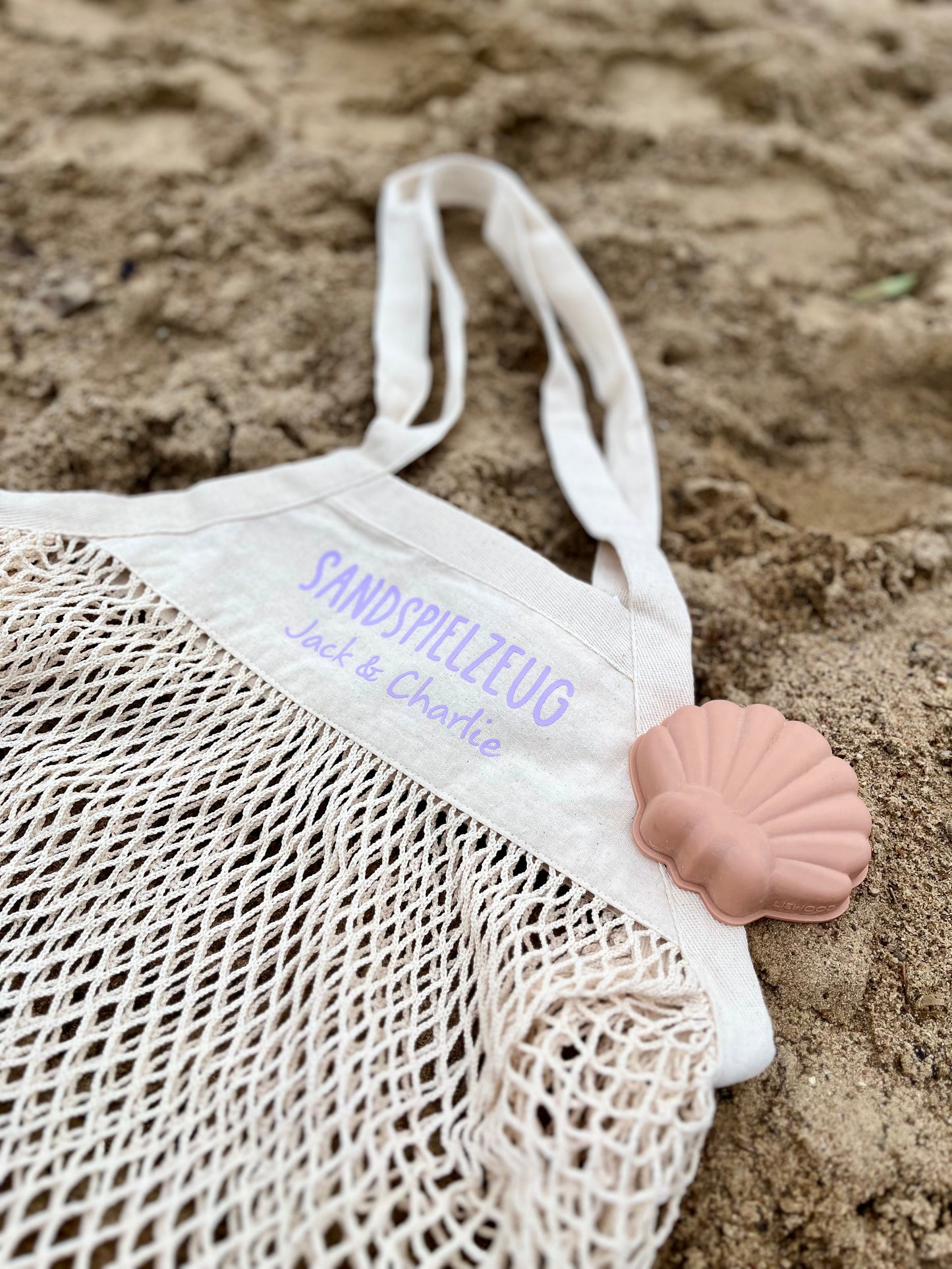 Personalisierte Netztasche mit Namen für Sandspielzeug