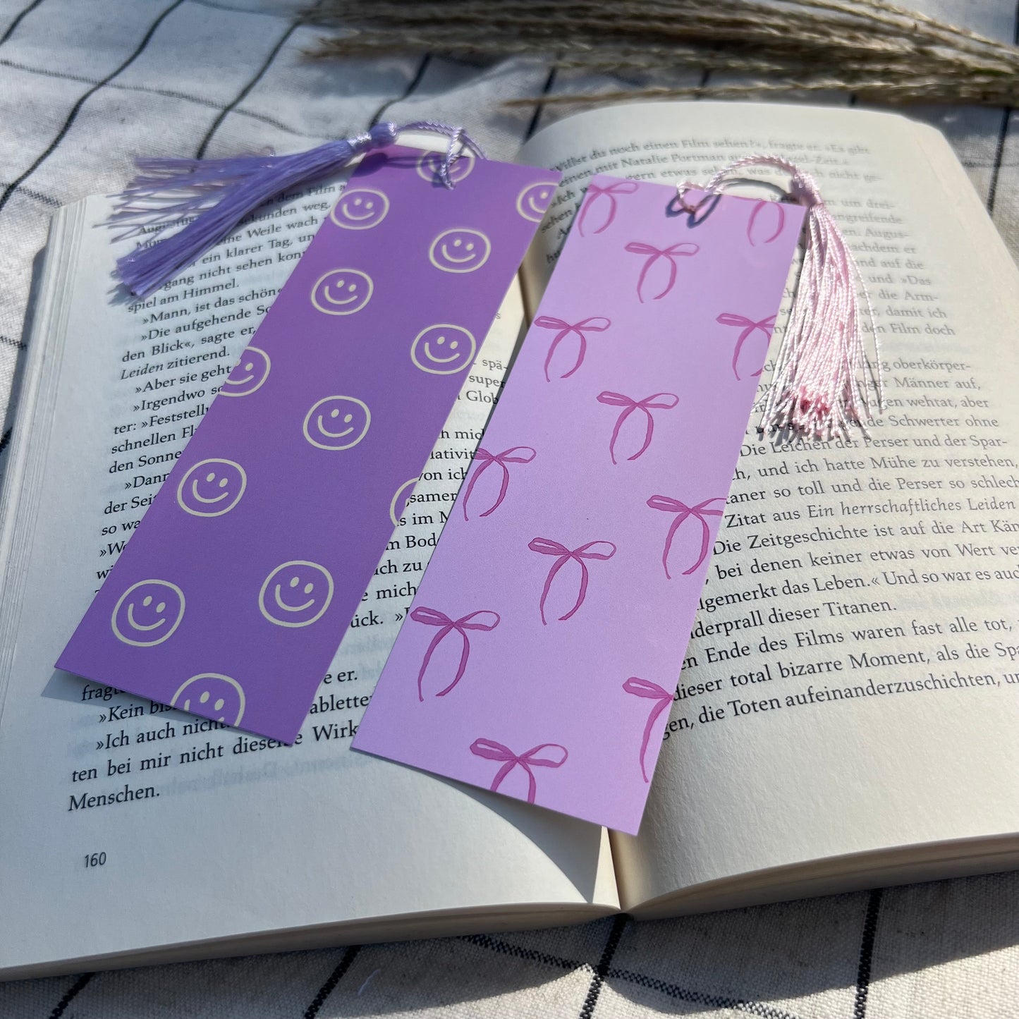 Lesezeichen mit Schleifen für Bücherwürmer