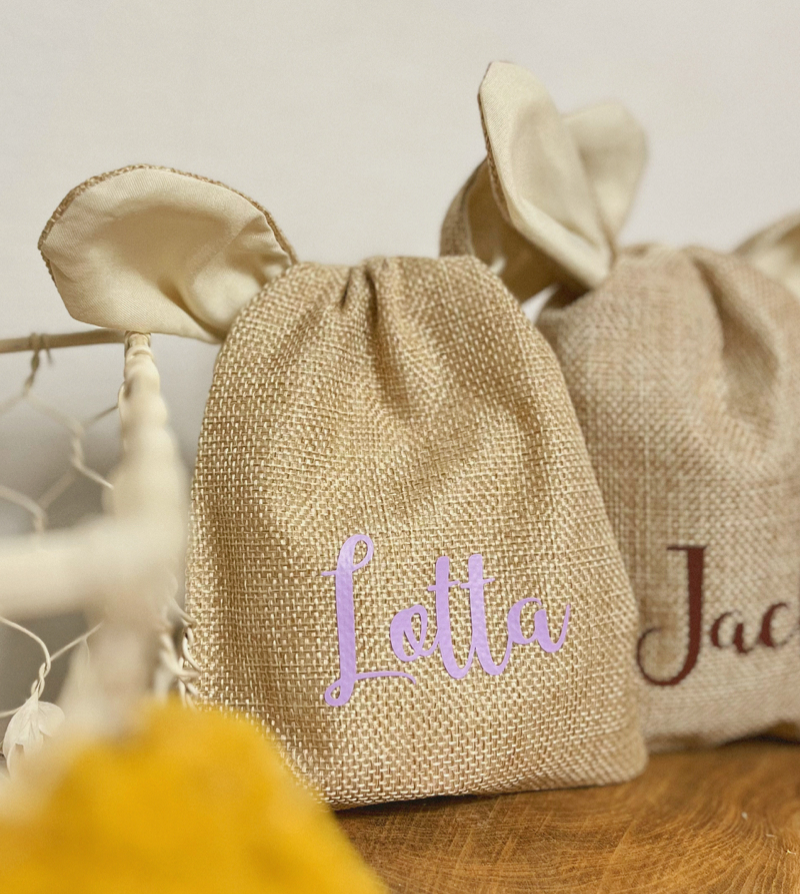 Personalisierter Osterbeutel mit Hasenohren aus Jute – Natürliches Osternest mit Name