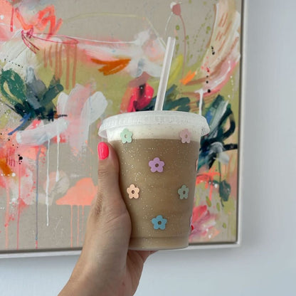 Trinkbecher "Flowerpower" – mit Deckel und Strohhalm