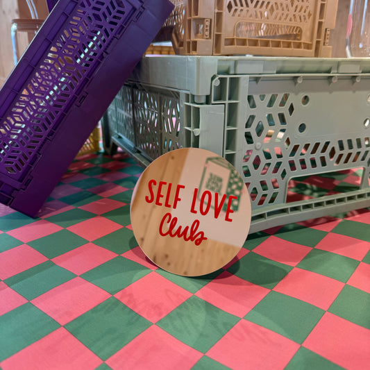 Statementspiegel 'Self Love Club' für Ihr Zuhause