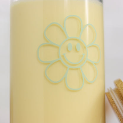Buntes Trinkglas mit Happy Flower Design