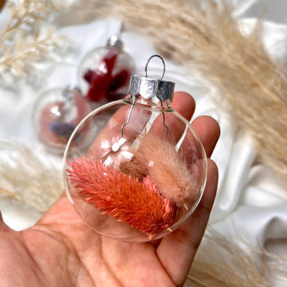 Weihnachtskugel mit Trockenblumen - Einzigartige Deko