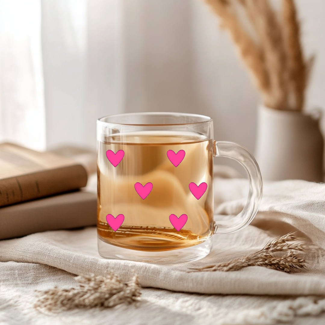 Tasse mit Herzen pink