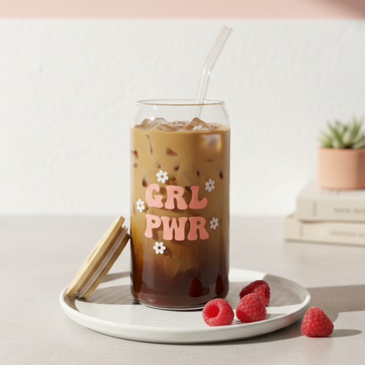 Trinkglas "GRL PWR" mit Deckel und Strohhalm